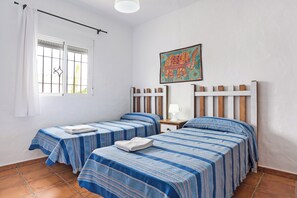 3 sovrum, strykjärn/strykbräda, gratis wi-fi och sängkläder