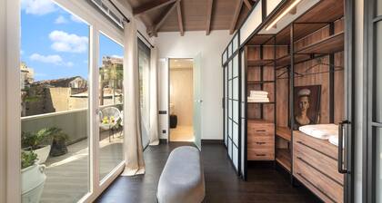 Located in the Heart of Heraklion, combining Elegance & Modern Luxury.