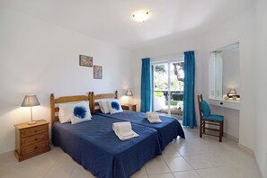 2 bedrooms, iron/ironing board, free WiFi, bed sheets - Balaia Apartment near the Beach with Shared Pools (Albufeira)