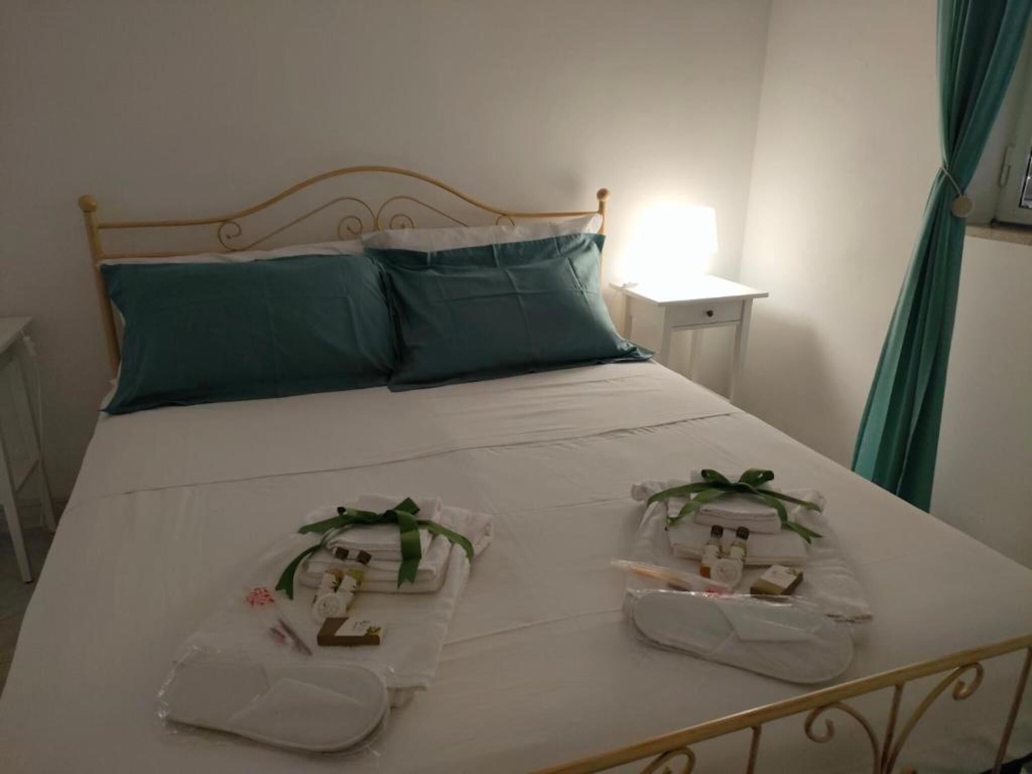 3 habitaciones, tabla de planchar con plancha y wifi gratis 