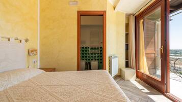 3 sovrum, strykjärn/strykbräda, gratis wi-fi och sängkläder