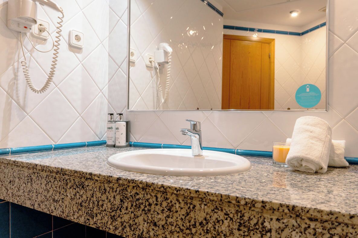 superior room, terrace | bathroom | towels