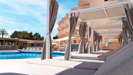 Poolside bar. Rosamar Ibiza Hotel