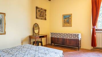 3 Schlafzimmer, kostenloses WLAN, Bettwäsche