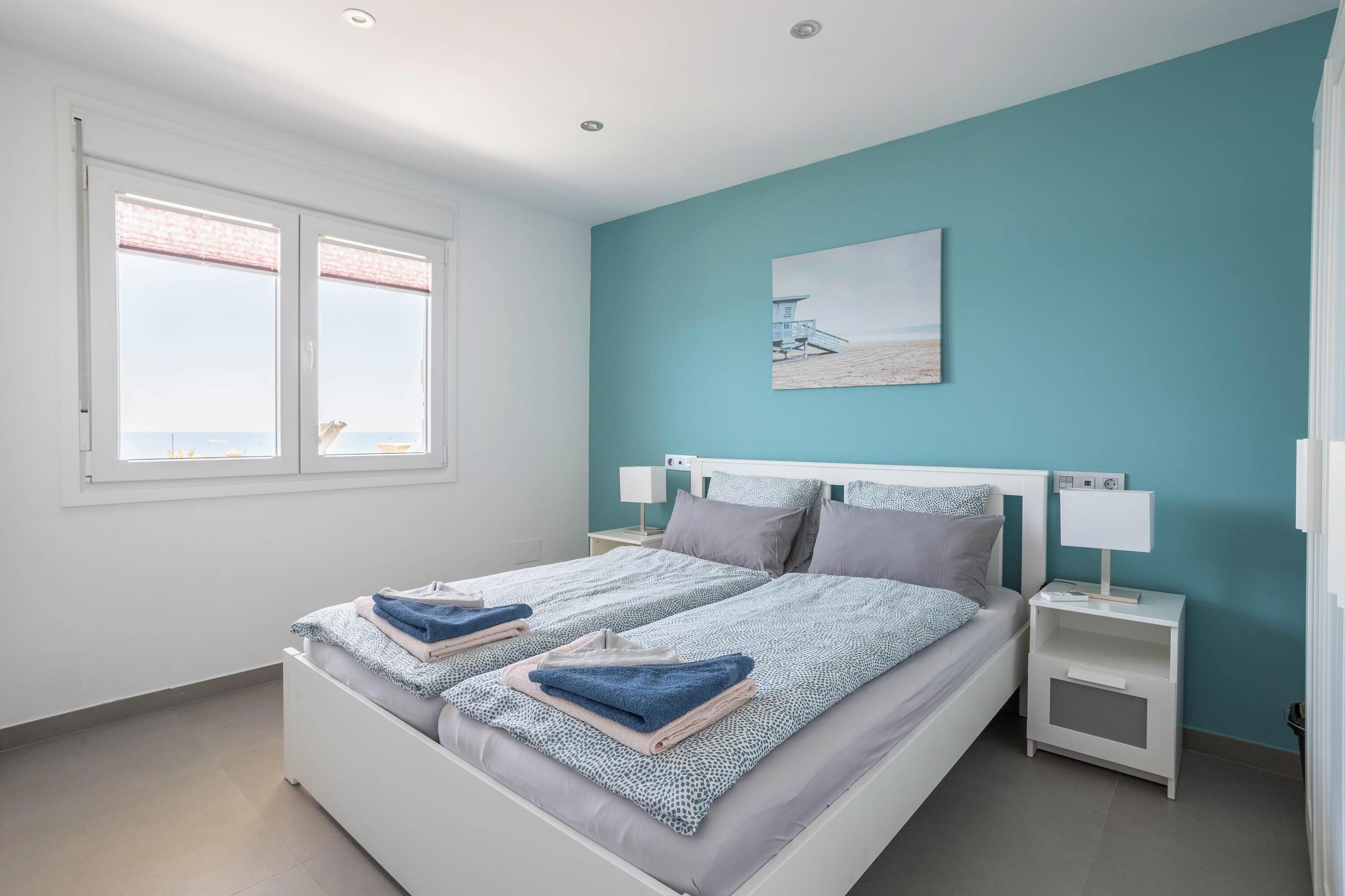 2 habitaciones, tabla de planchar con plancha y wifi gratis 