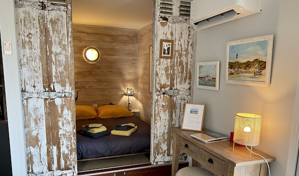 1 Schlafzimmer, Schreibtisch, Bügeleisen/Bügelbrett, kostenloses WLAN