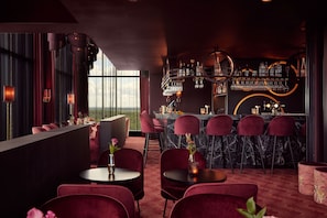 Bar (on property) - Van der Valk Hotel Lelystad (Lelystad)