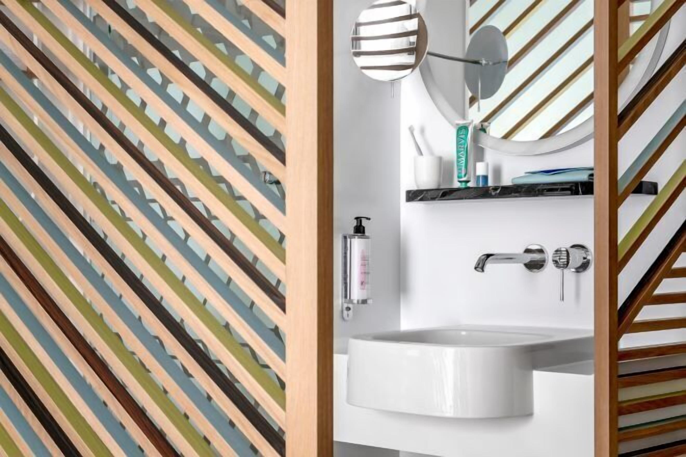 Bathroom | Shower, hydromassage showerhead, hair dryer, towels