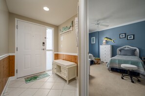 3 bedrooms, iron/ironing board, WiFi