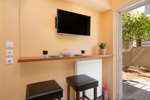 Deluxe-huoneisto | Ruokailu omassa huoneessa