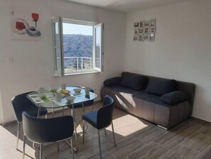 LCD-Fernseher, Netflix, Streaming-Dienste