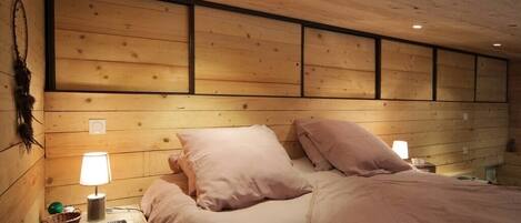 1 bedroom, iron/ironing board, bed sheets