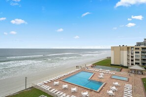 Pool - Castle Reef-220 View & No-Drive Beach! (New Smyrna Beach)