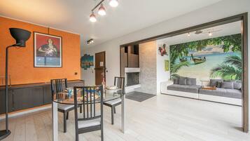 Familienapartment, 2 Schlafzimmer (Melide On The Lake) | Wohnbereich