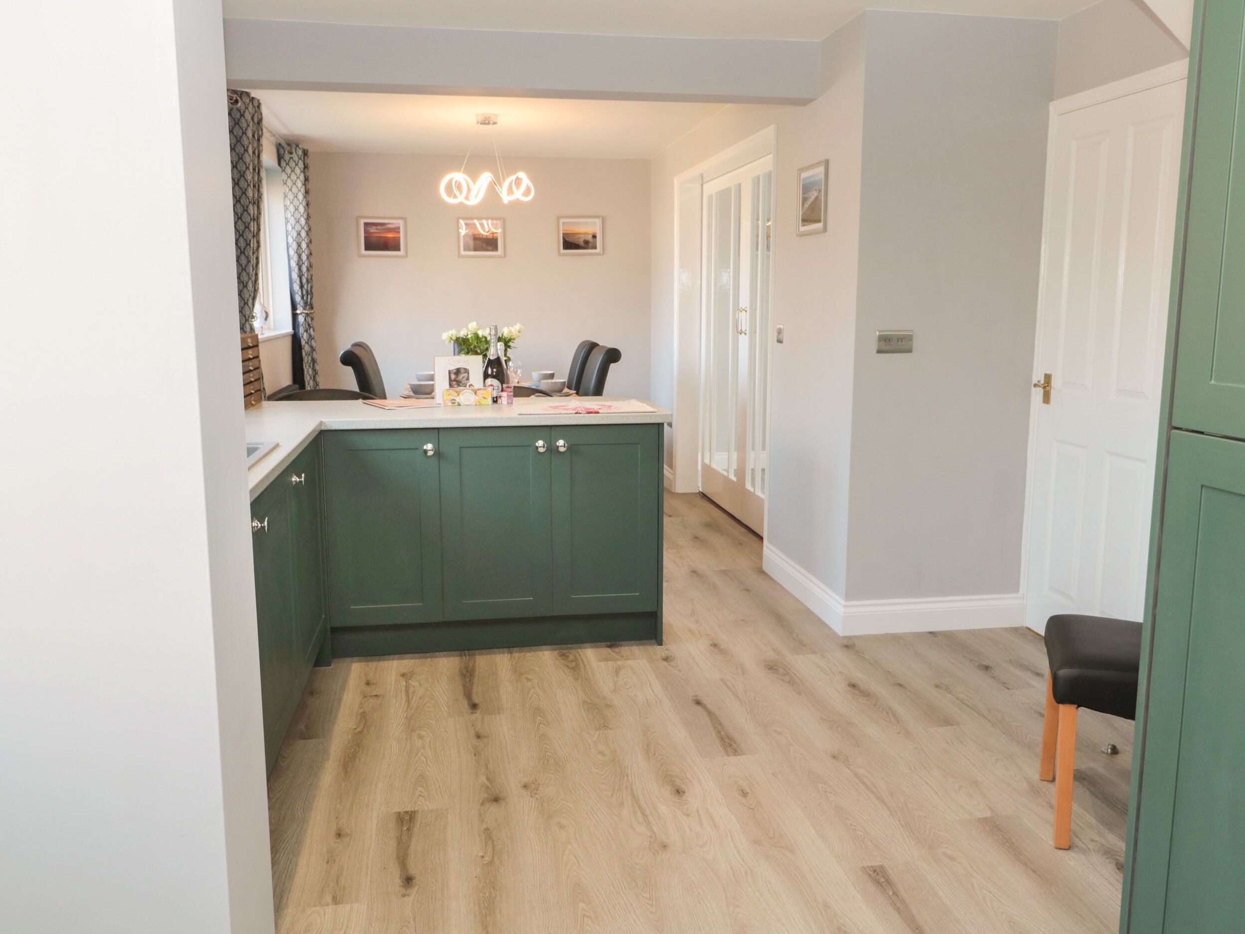 คอทเทจ | ภายใน