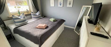 2 quartos, Wi-Fi de cortesia, roupa de cama