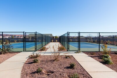 Ocotillo Springs Resort 47 & 48 Retreat | Connected homes sleeps 31 guest w/ Private Pool & Hot Tub