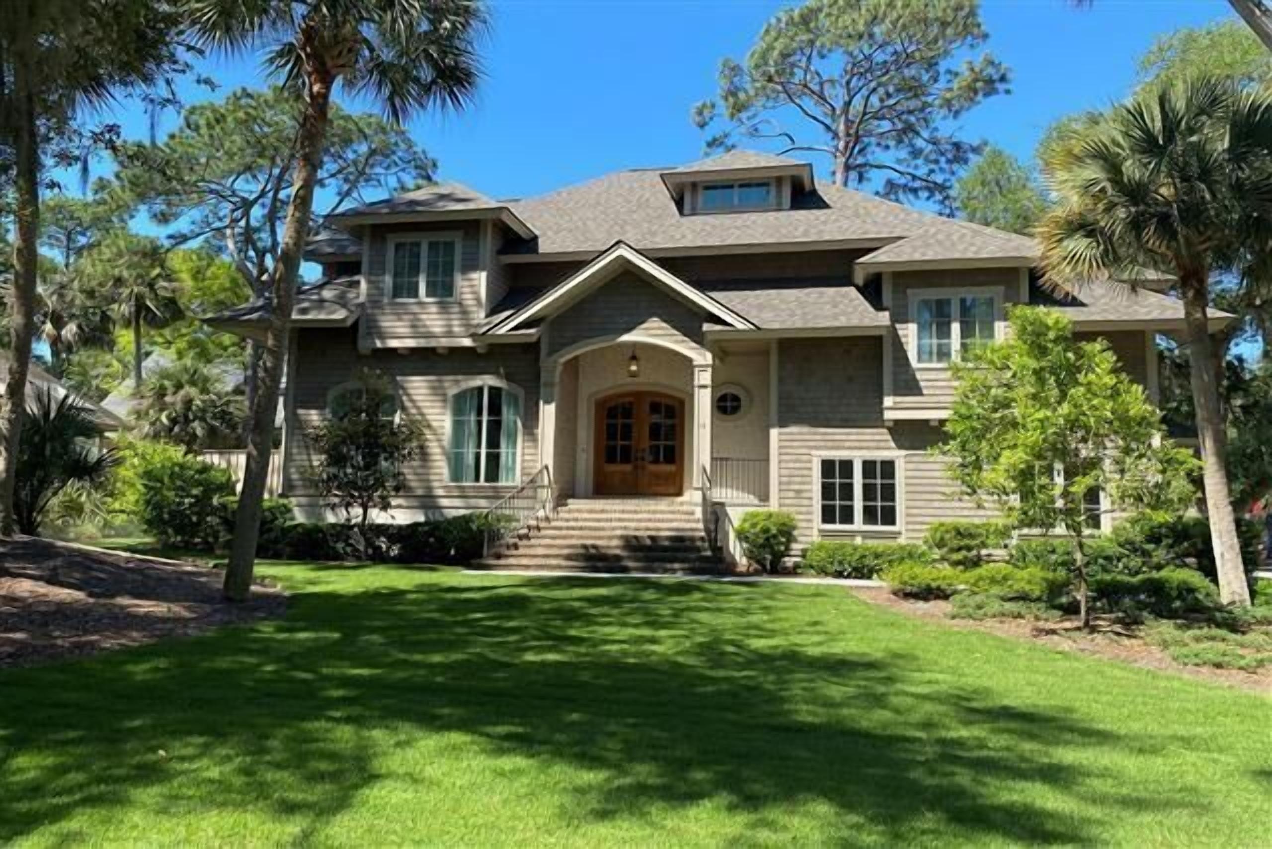 Spacious & Elegant 5-Bdrm home w/ Private Pool & Spa, just steps to Beach