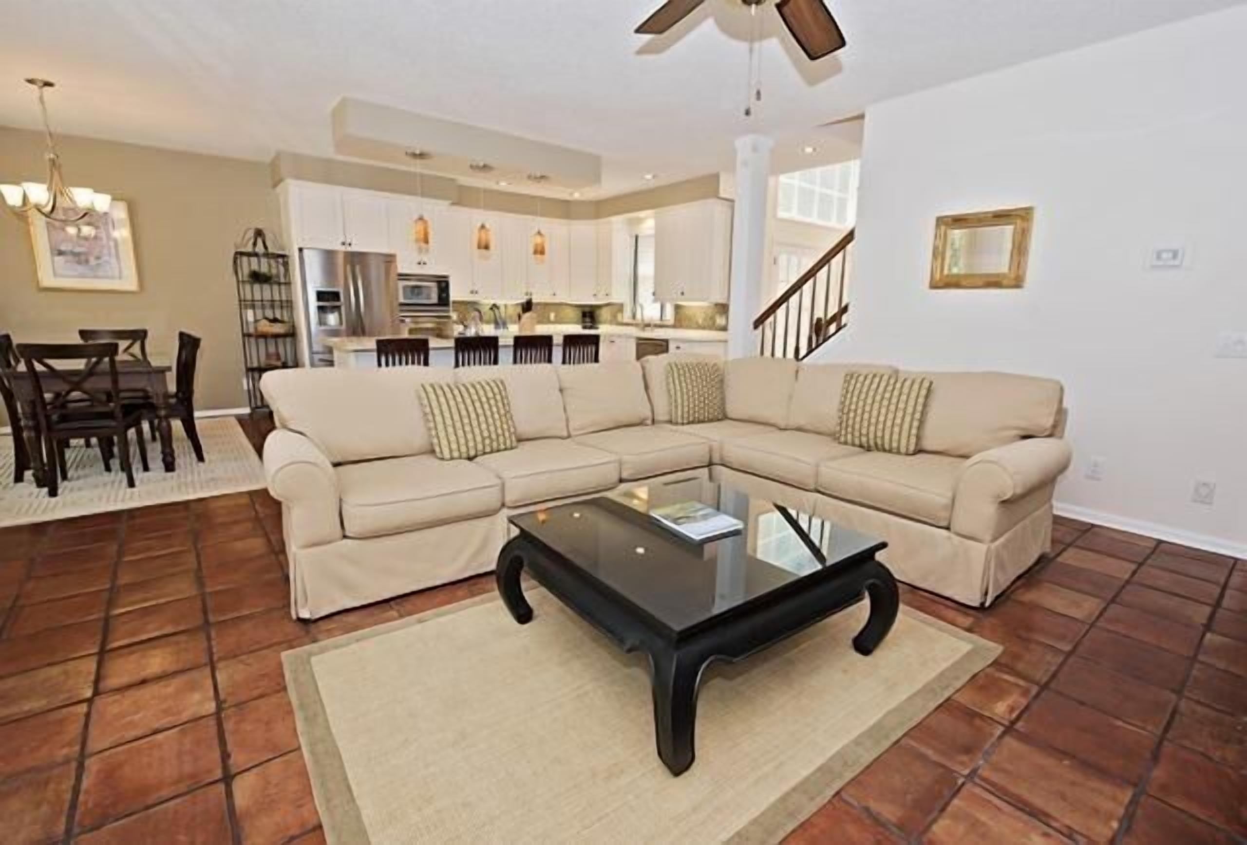 Charming 3-Bdrm Townhome, steps from Harbour Town Golf Links