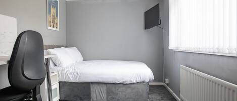 Nhà | 3 phòng ngủ, bàn ủi/dụng cụ ủi quần áo