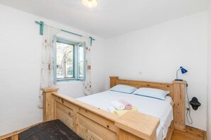 2 bedrooms, iron/ironing board, free WiFi - House Lavanda (Trpanj)