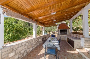 BBQ/picnic area
