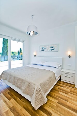 Villa | 3 bedrooms, iron/ironing board, free WiFi - Villa Blazen (Sucuraj)