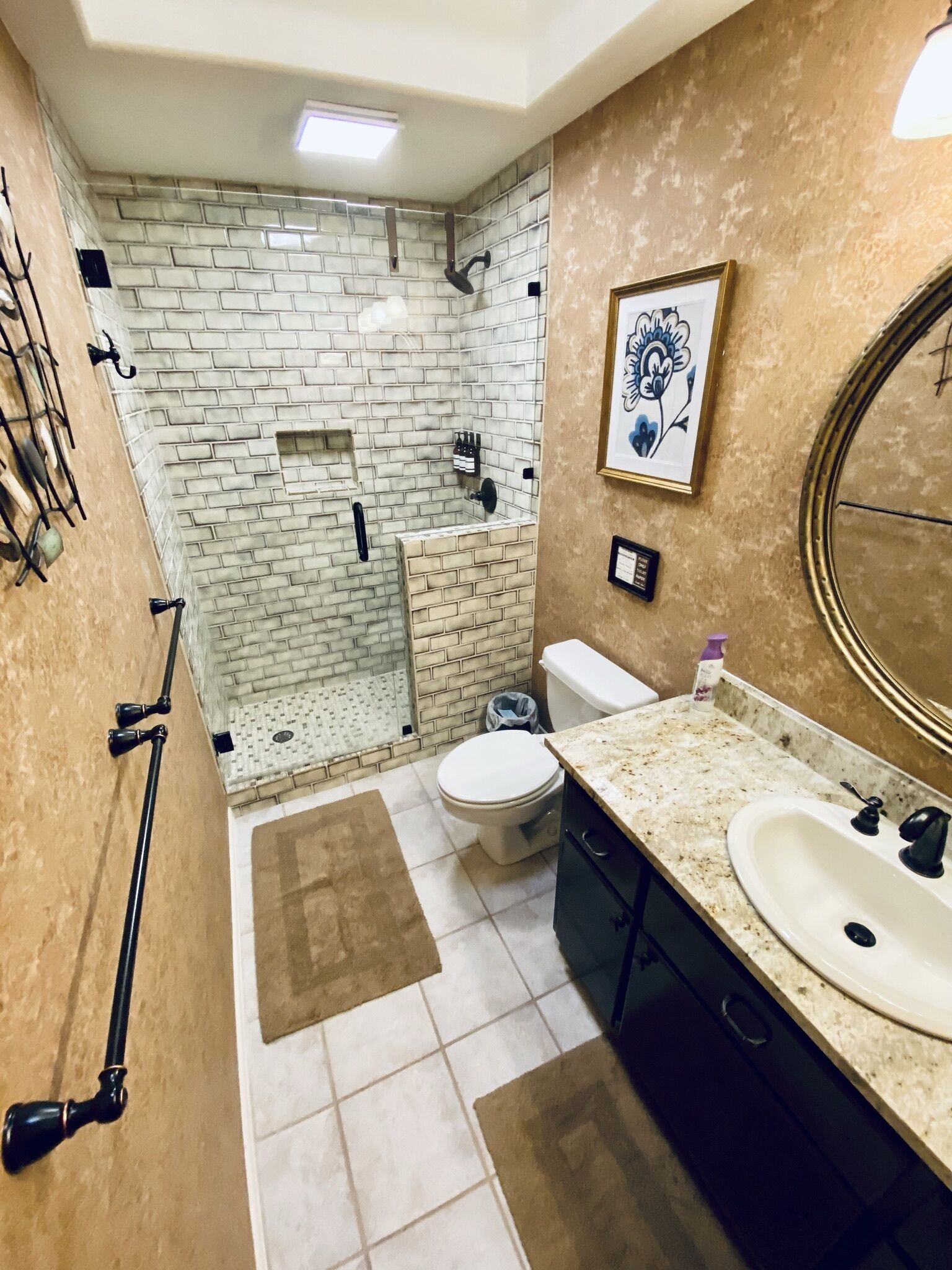 Bathtub, hair dryer, towels