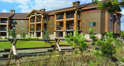 Worldmark Resort,3B2Bath!! Next to park! Sleeps 8 Very NICE