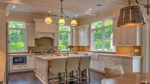 House, Multiple Beds (Bridgehampton Gem) | Private kitchen | Fridge, microwave, toaster, blender - Bridgehampton Gem (Bridgehampton)