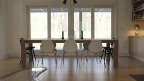 House, Multiple Beds (Three Stokes) | Private kitchen - Three Stokes (East Hampton)