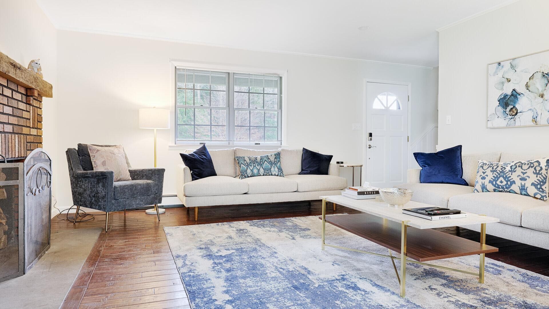 House, Multiple Beds (Wonderful in Windham) | Living area