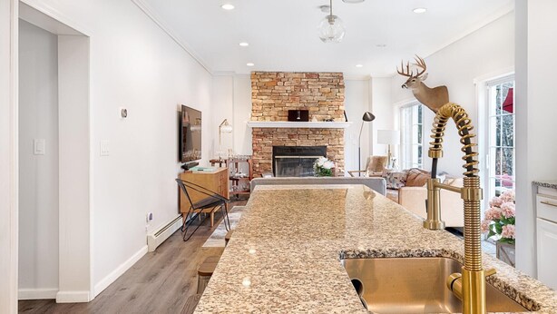 House, Multiple Beds (Hilltop Mountain Home) | Private kitchen - Hilltop Mountain Home (Prattsville)