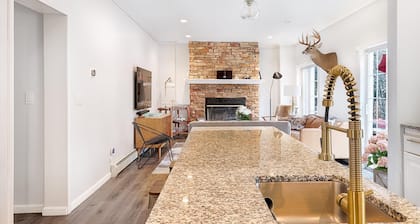 Hilltop Mountain Home