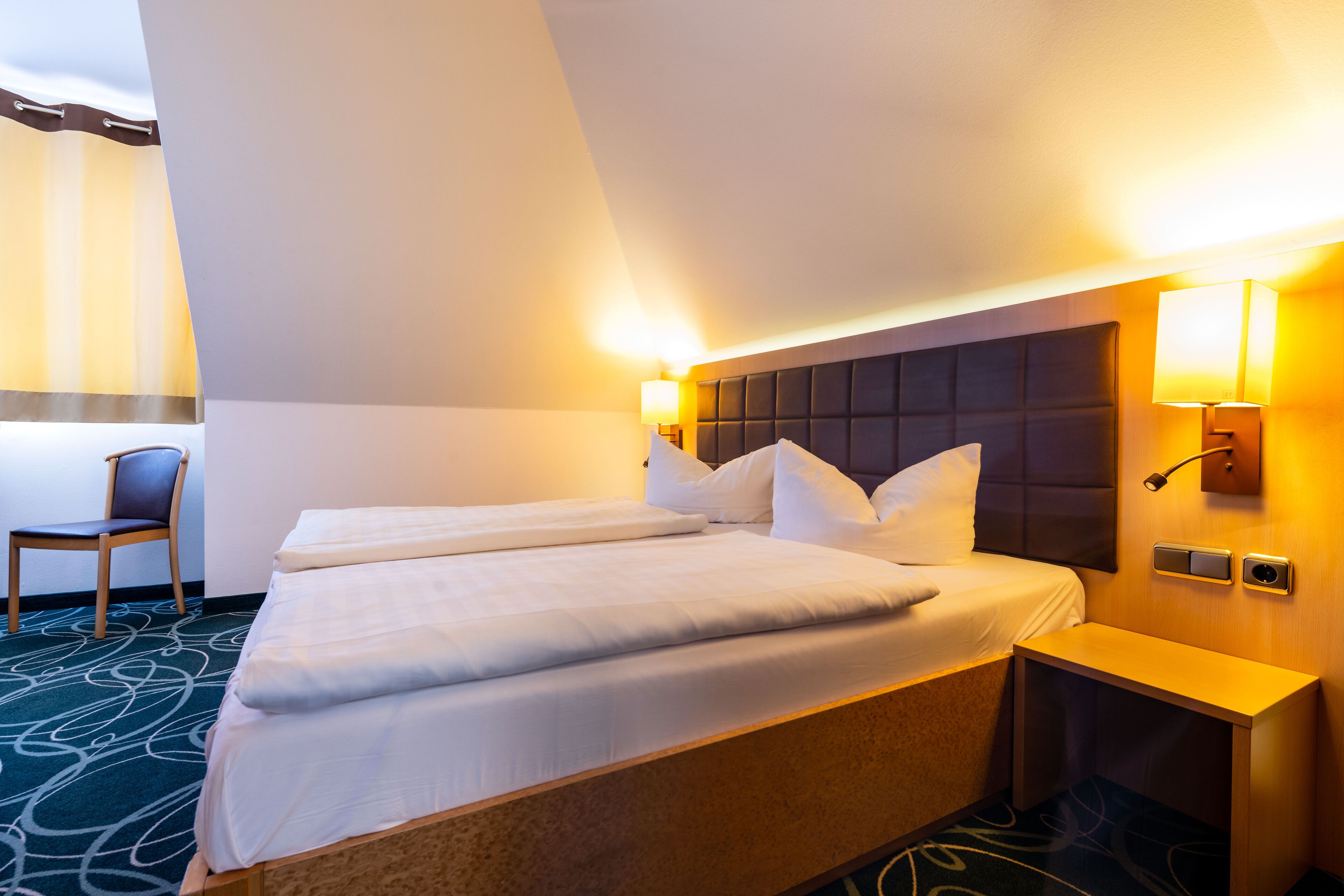 双人房 (Budget) | 免费 WiFi、床单