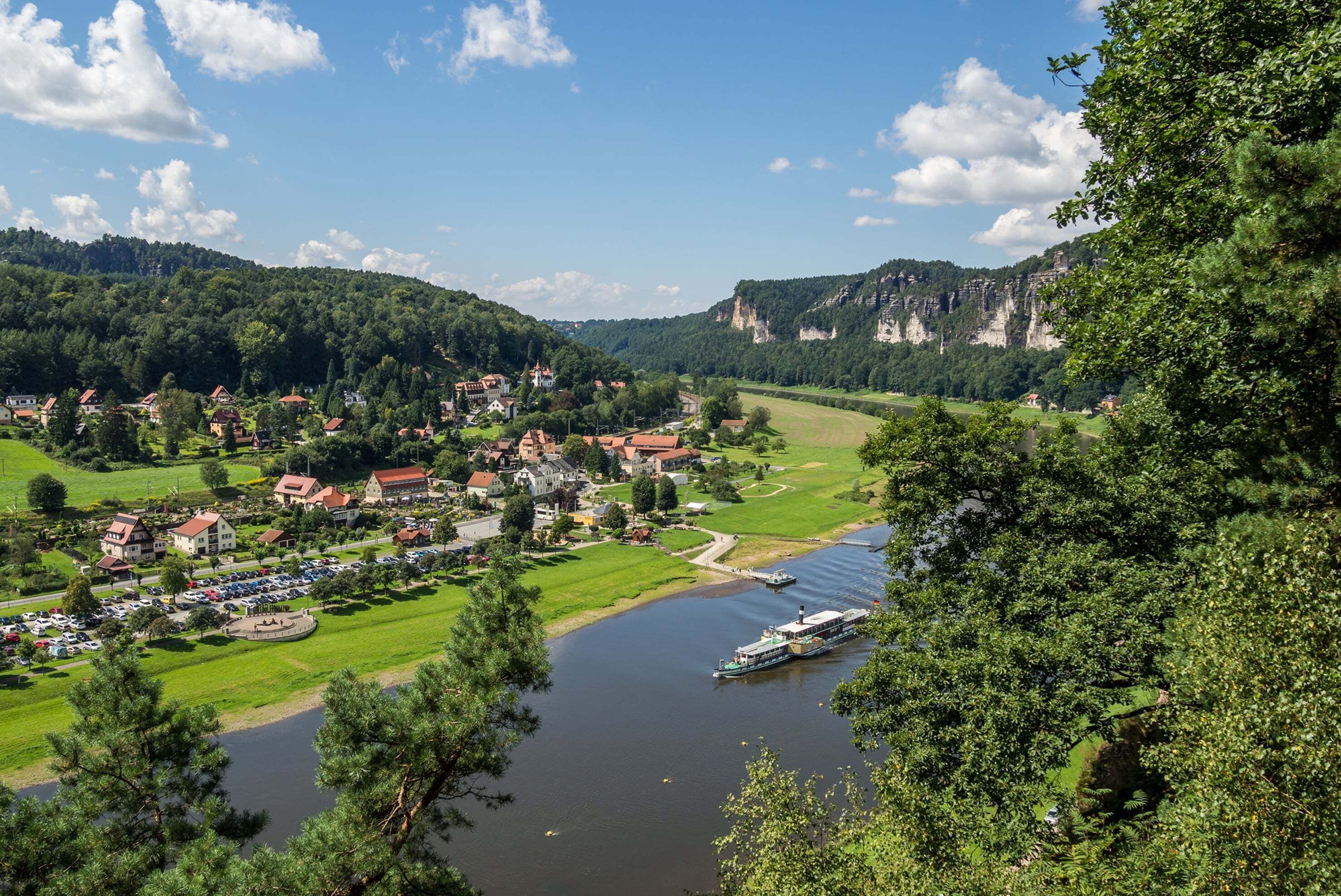 Staduitzicht vanuit accommodatie