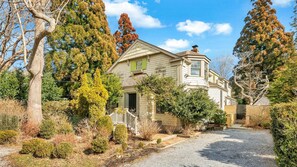Exterior - Amagansett Charm (Amagansett)