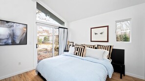 House, Multiple Beds (Old Stone Chalet) | 2 bedrooms, WiFi - Old Stone Chalet (East Hampton)