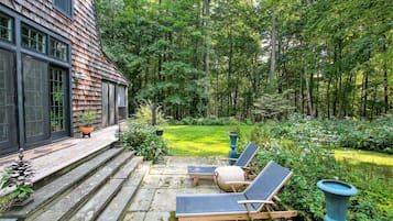 House, Multiple Beds (Twin Lakes Tranquility) | Property grounds