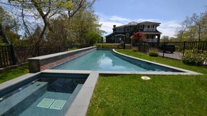 Pool - Quiogue Castle on the Bay (Westhampton Beach)