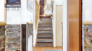 House, Multiple Beds (Buckingham Lake Leisure) | Interior - Buckingham Lake Leisure (Schenectady)