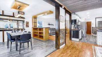 House, Multiple Beds (Buckingham Lake Leisure) | Private kitchen | Microwave, coffee/tea maker, toaster, blender