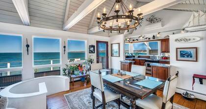 Beach House on Fort Pond Bay