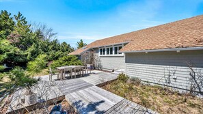 Maison, plusieurs lits (Beach House on Fort Pond Bay) | Extérieur