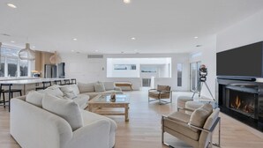 獨棟房屋, 多張床 (Bridgehampton Beach Walk) | 起居區