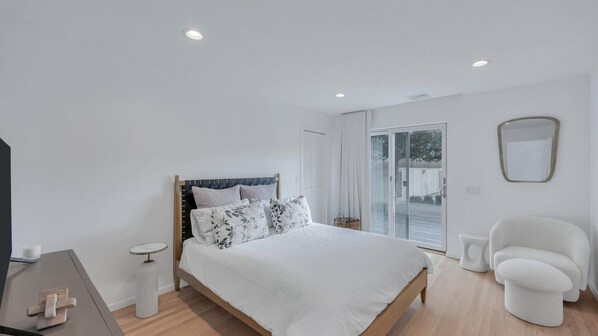 House, Multiple Beds (Bridgehampton Beach Walk) | 5 bedrooms, WiFi