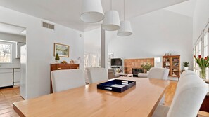 House, Multiple Beds (Westhampton Beach Classic) | Dining