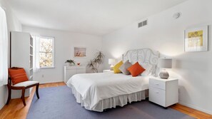 House, Multiple Beds (Westhampton Beach Classic) | 5 bedrooms - Westhampton Beach Classic (Westhampton Beach)