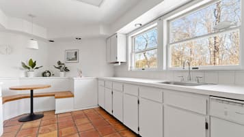 Casa, varias camas (Westhampton Beach Classic) | Cocina privada