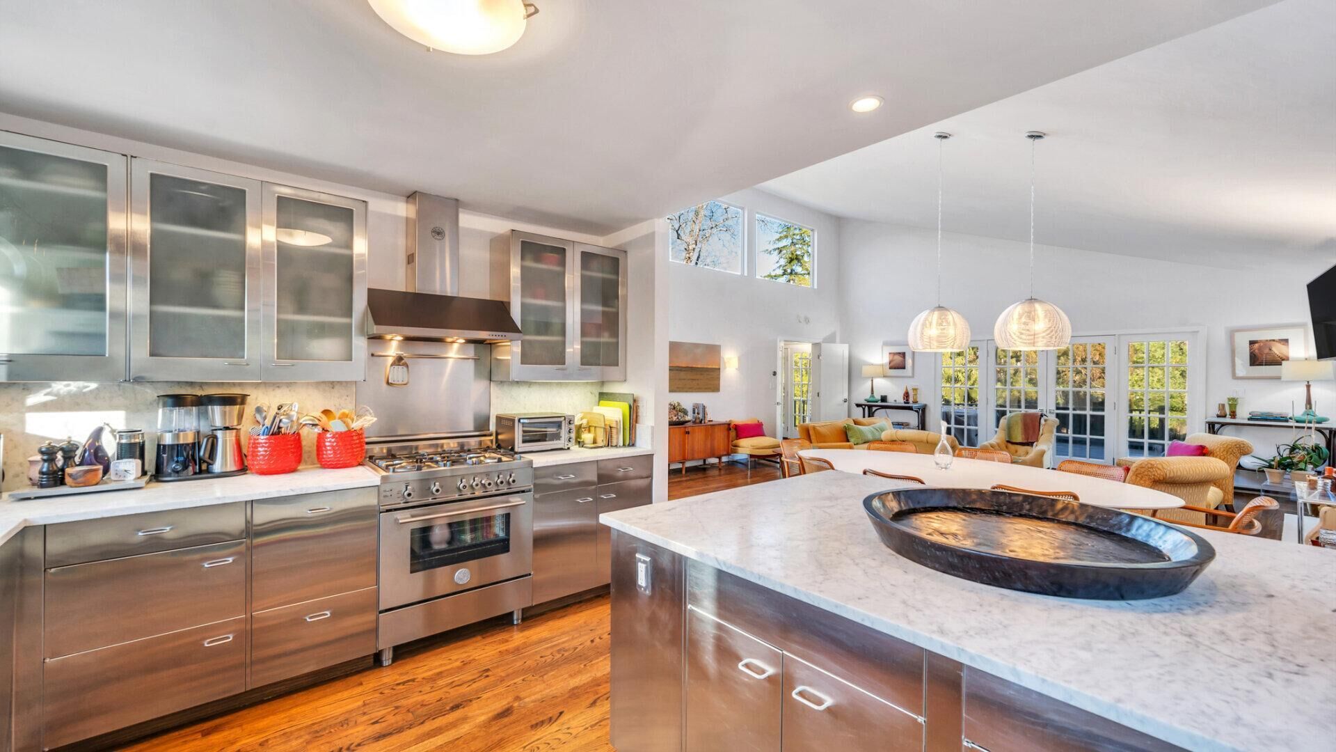 House, Multiple Beds (East Hampton Delight) | Private kitchen | Cookware/dishes/utensils